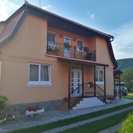 Gabriella Vendeghaz Otel Lăzarea Dış mekan fotoğraf